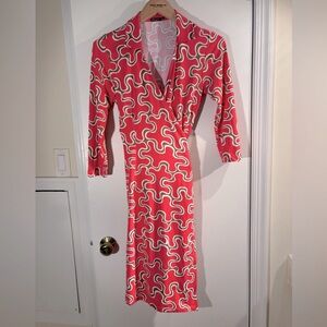 J McLaughlin Catalina cloth Red, brown and White Wrap Dress. Sz XS but can fit S